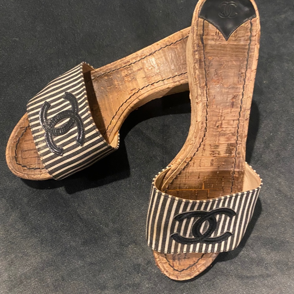 Chanel sandels